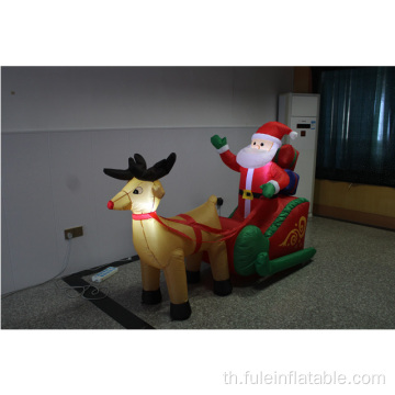 คริสต์มาสซานต้าพองใน Reindeer Sleigh